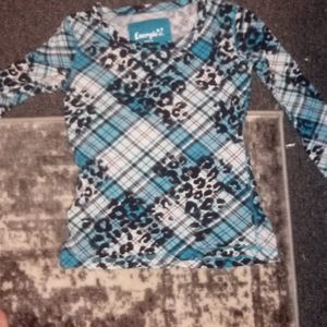 Shirt. Kids/girls. Excellent condition.